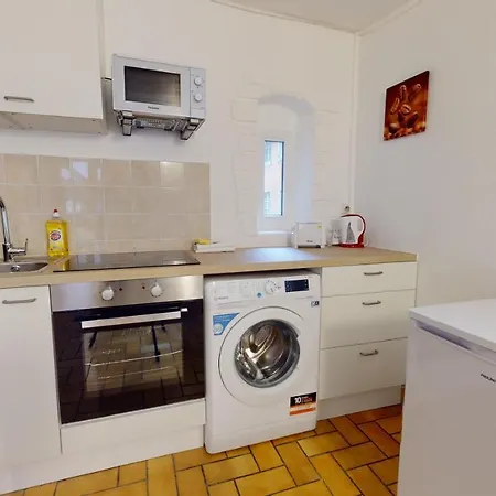 Magda & Lena Center Bail Mobilite Apartment