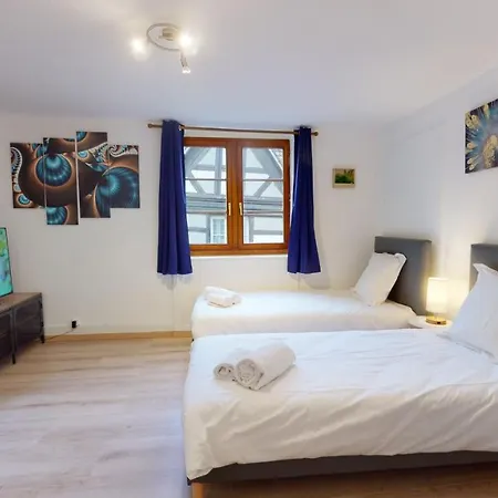 Magda & Lena Center Bail Mobilite Apartment *